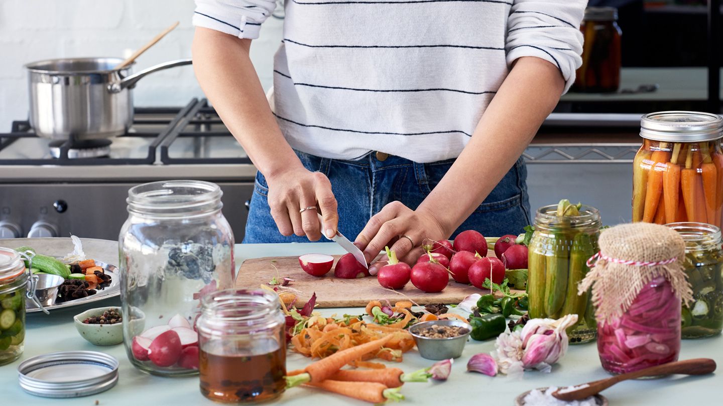 Comment mariner des fruits et des légumes à la maison