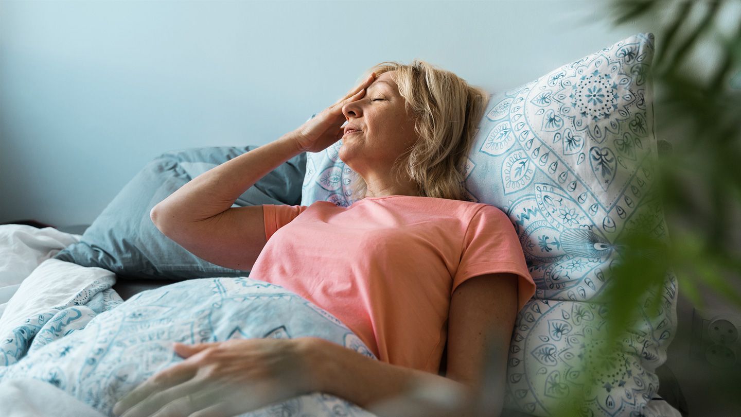 Les bouffées de chaleur et les sueurs nocturnes peuvent être liées au risque d'Alzheimer