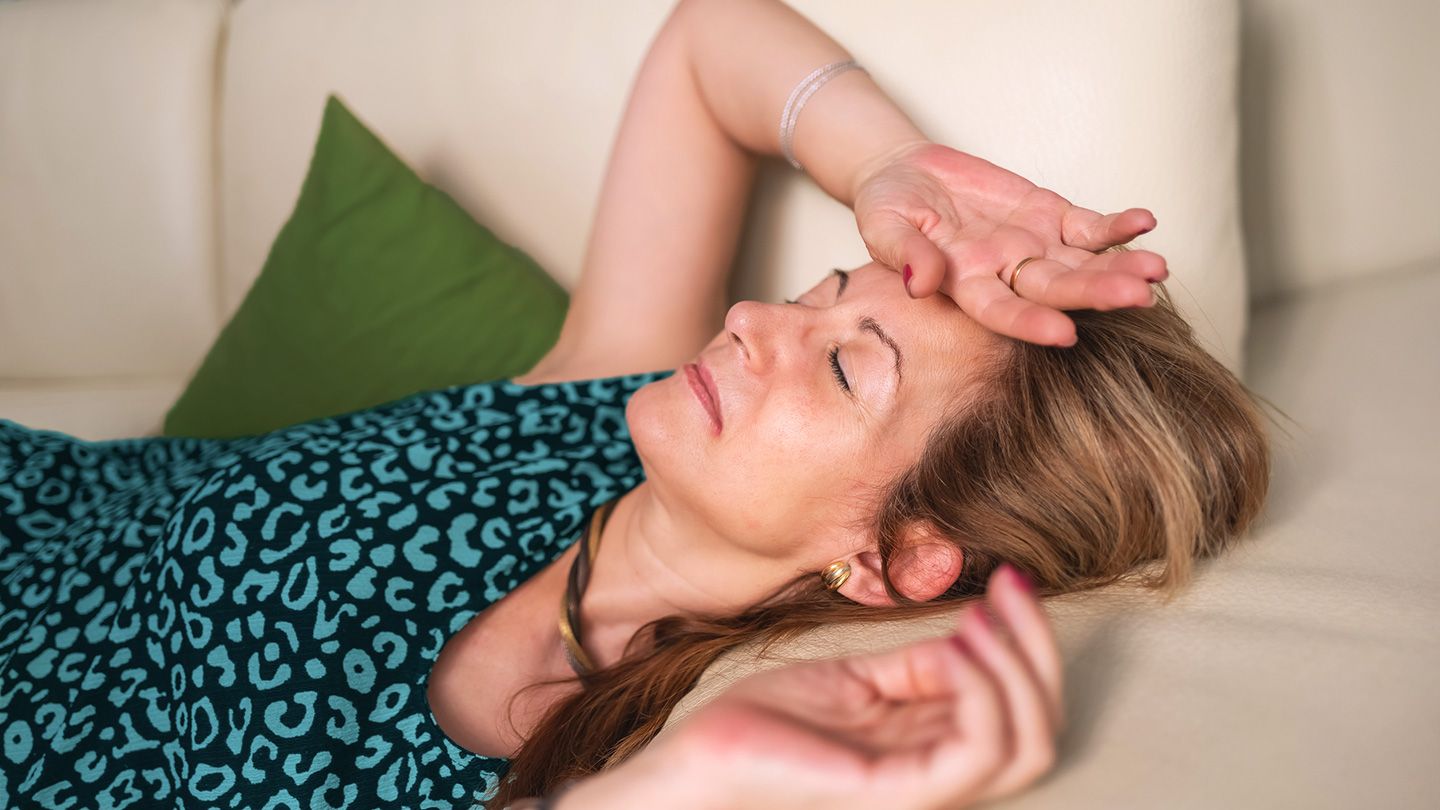 Bouffées de chaleur pendant la ménopause liées à la stéatose hépatique MASLD