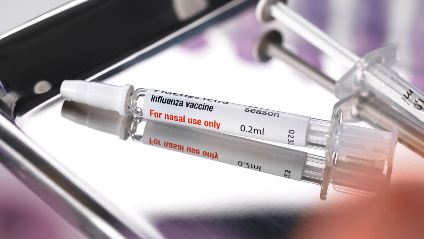 Le vaccin antigrippal en vaporisateur nasal FluMist obtient l'approbation de la FDA pour une utilisation à domicile